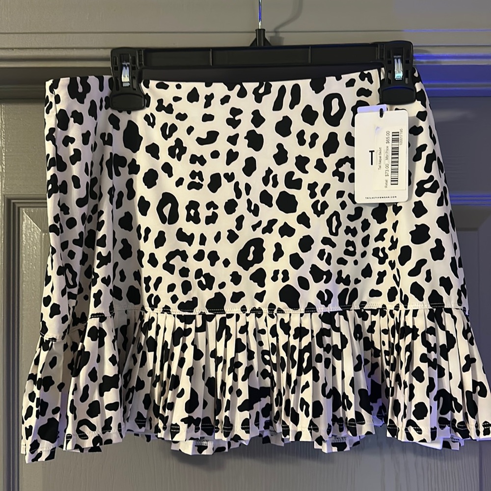 NWT Tail animal print tennis skirt